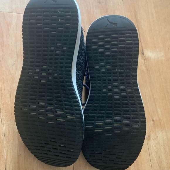 Puma Girls Sneakers Size 4.5 - Picture 5 of 10